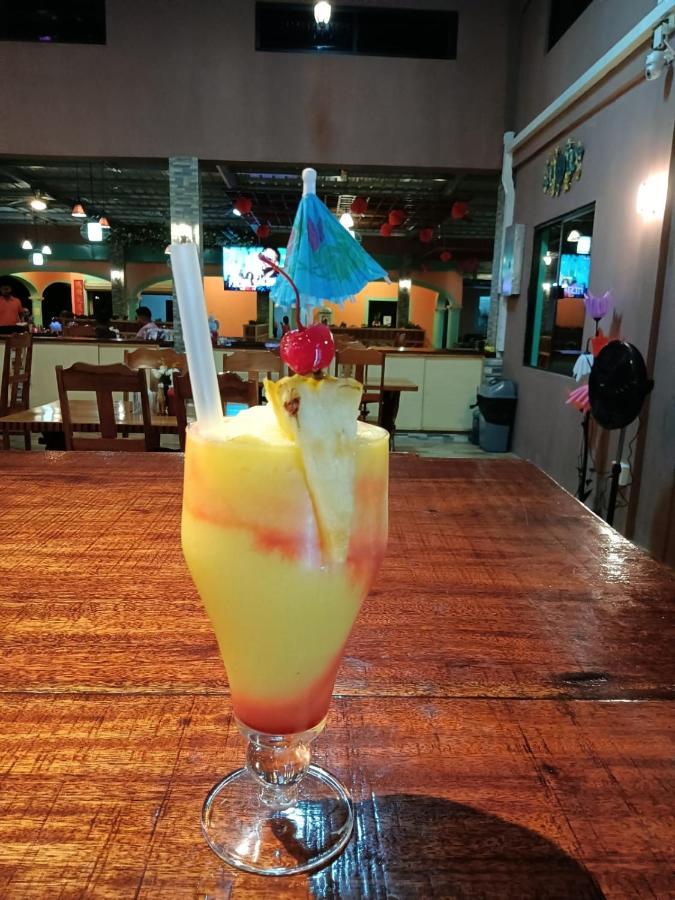 Sunshine View Hotel And Restaurant Corozal Kültér fotó